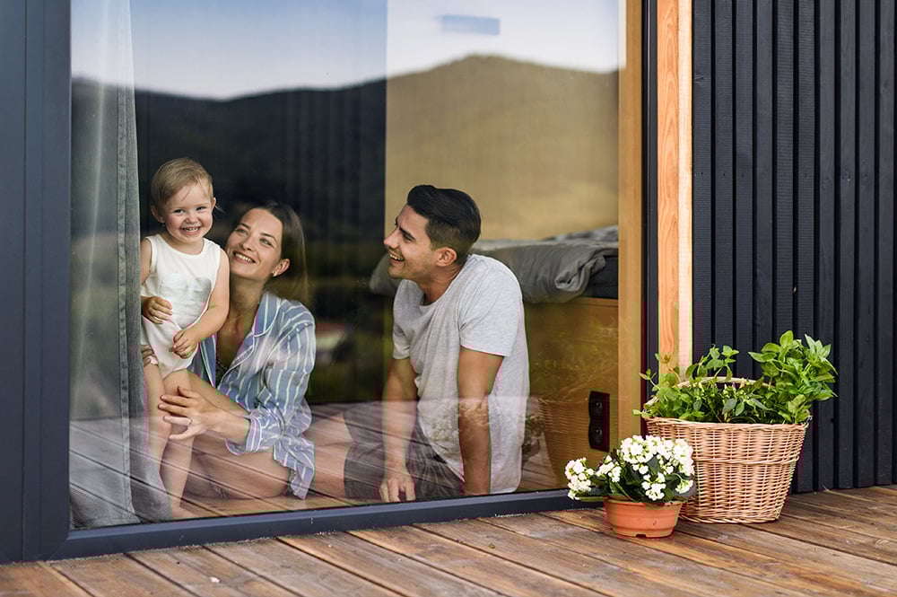 Window-Family2-1000x665